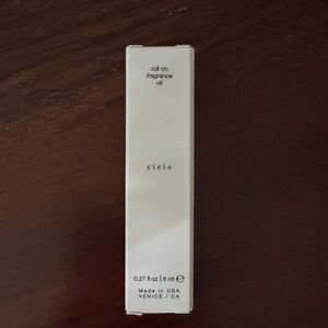 Nib Riddle Cielo Roll-On Fragrance Oil
